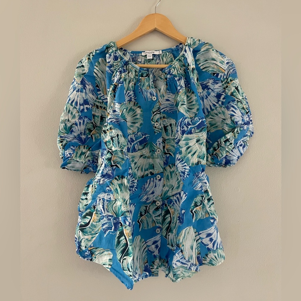 Chico's Blue & White Pattern Button-Front Puff Sleeve Blouse